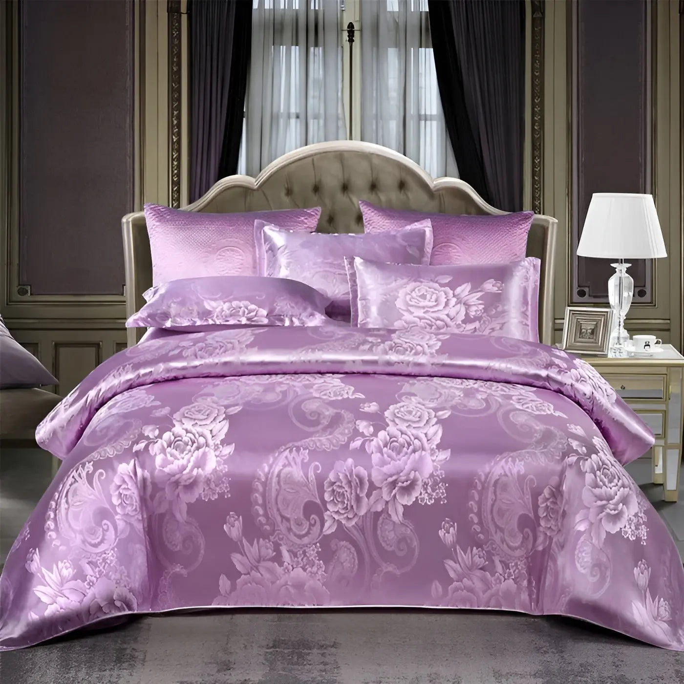 Elegant Soft Jacquard Bedding Set for Master Bedroom