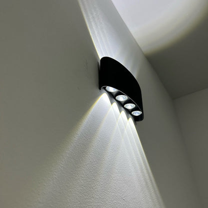 Weatherproof LED Yard Lamp