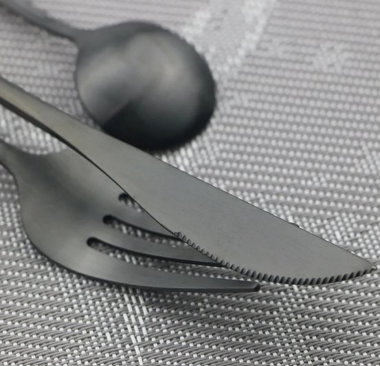 Complete Kitchen Silverware Utensil Set