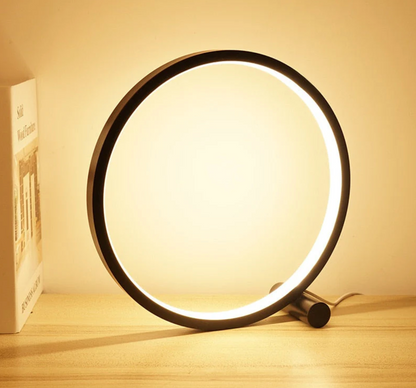 Simple Dimmable Table Lamp