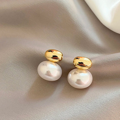 Luxurious Gold Pearl Drop Earrings