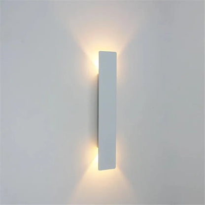Slim LED Outdoor Wall Light