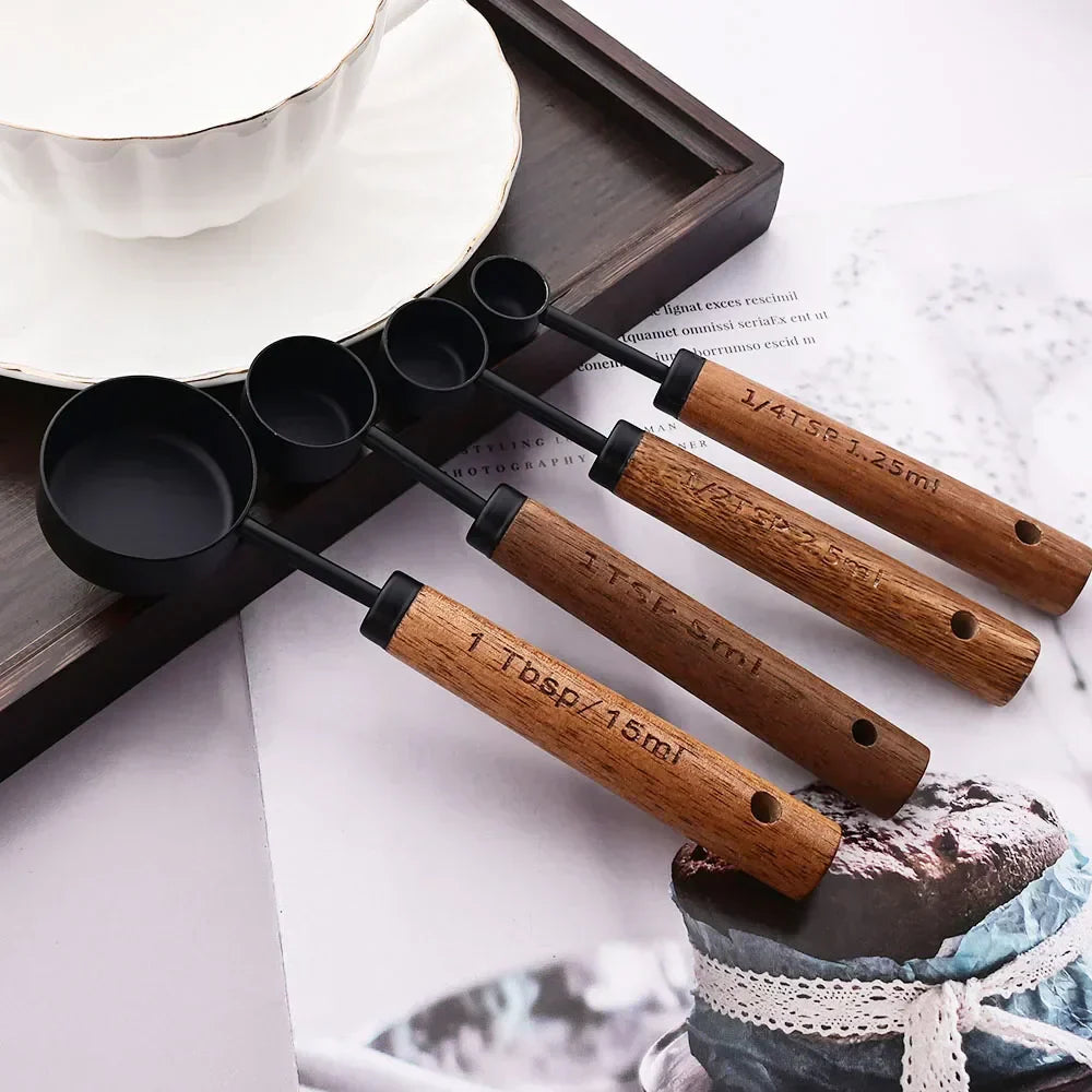 Noxord Accurate Kitchen Measuring Cups Set