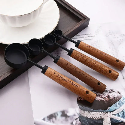 Noxord Accurate Kitchen Measuring Cups Set