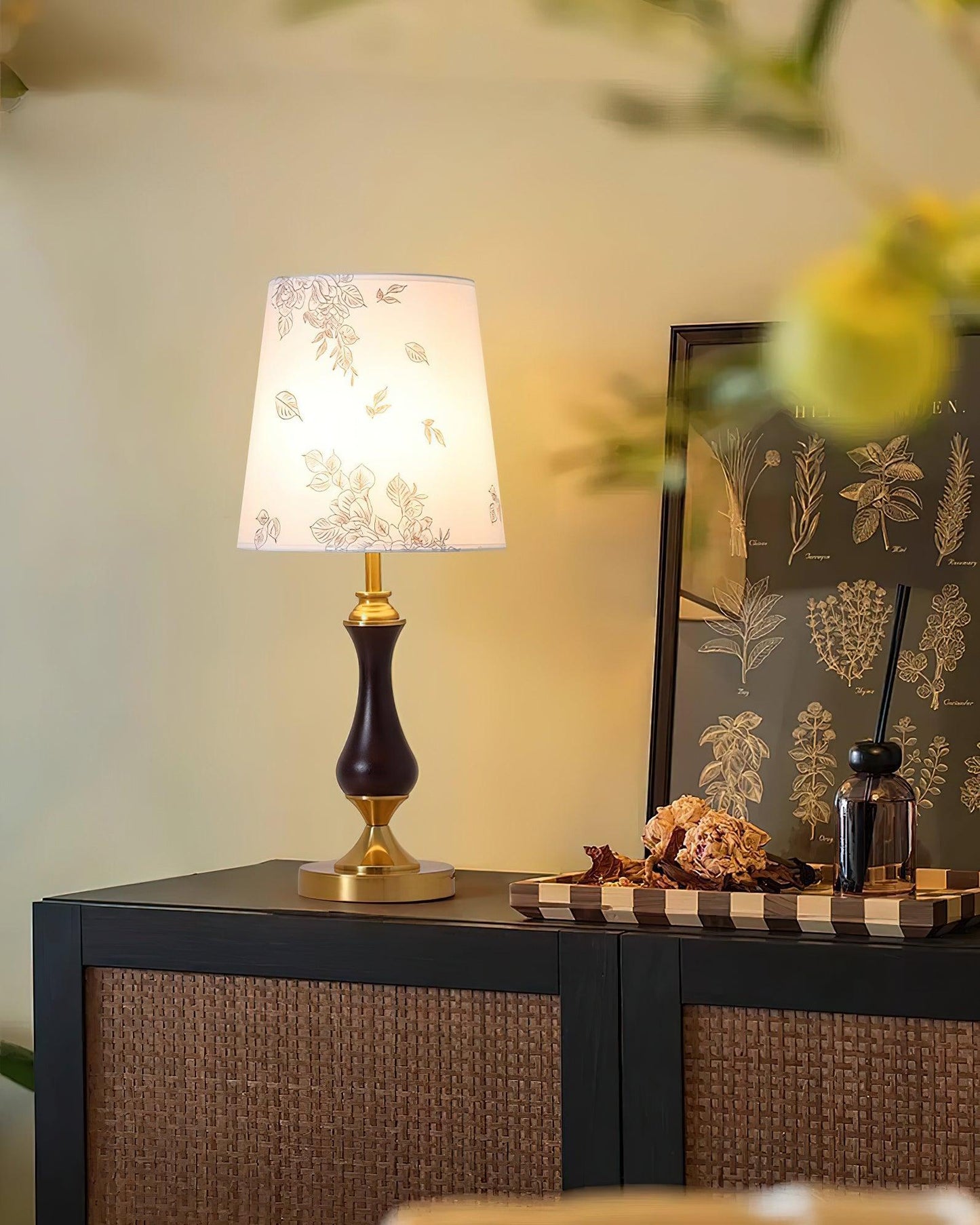 Elegant Slim Floor Lamp