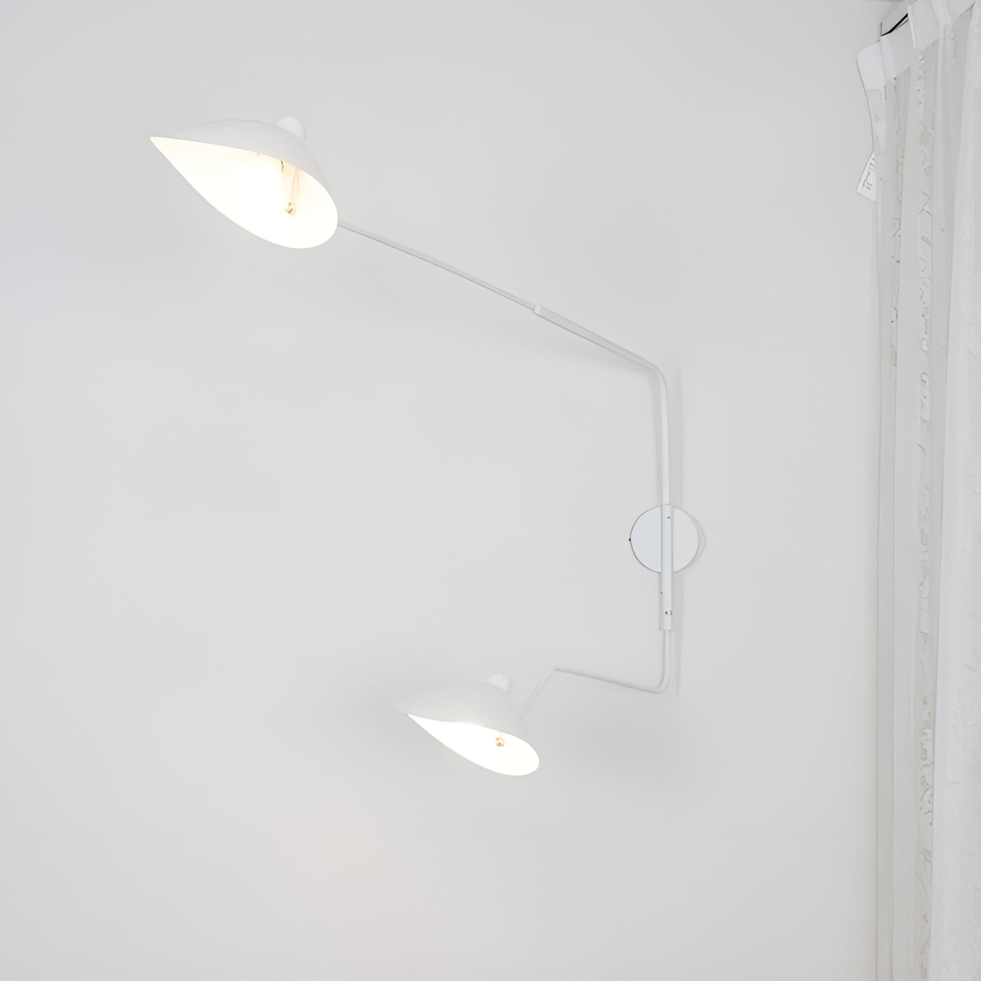 Flexible LED Wall Lamp with Adjustable Arm