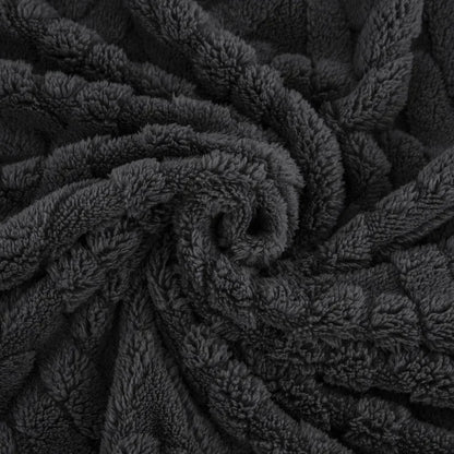 Warm Plush Fleece Blanket for Autumn and Winter