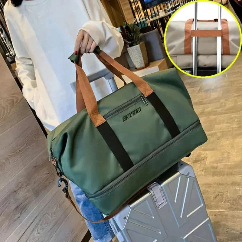 Travel Gym Bag with Shoe Pocket and Wet Dry Pouch