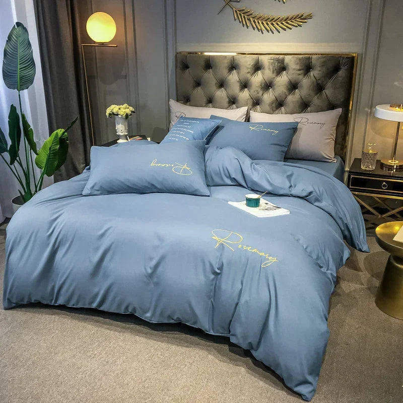 Premium Duvet Cover with Delicate Stitching – Plush and Durable