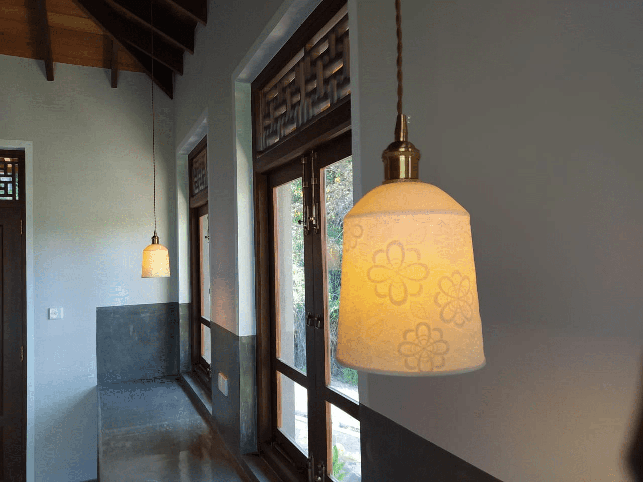 Vintage Style Hanging Lamp