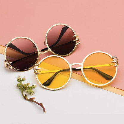 Trendy Skull Shape Round Shades