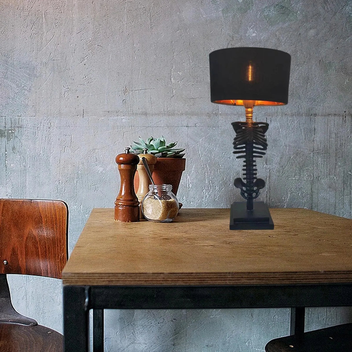 Dark Skull Table Light – Unique Gothic Style Lamp
