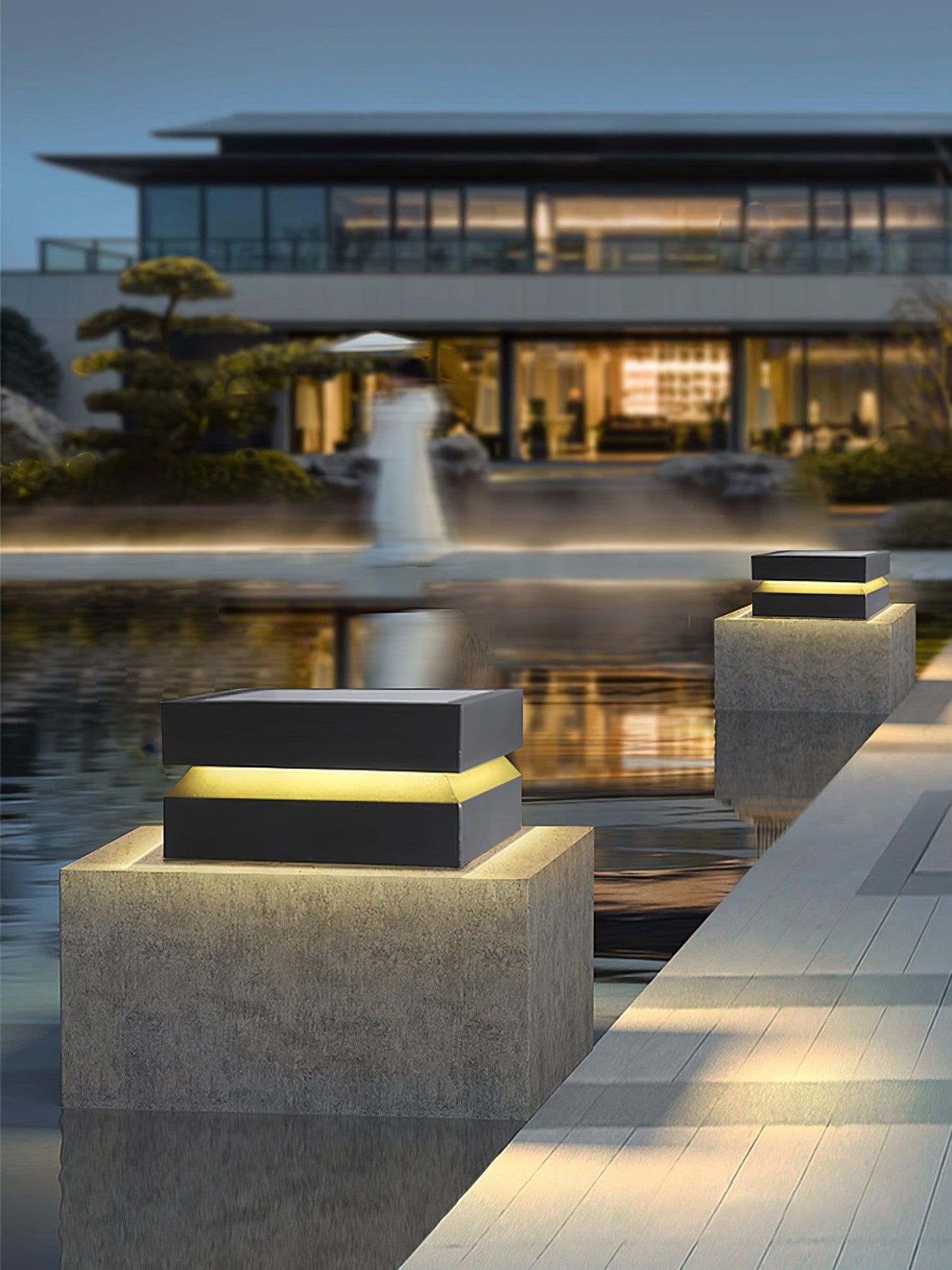 Contemporary Garden Square Post Lamp