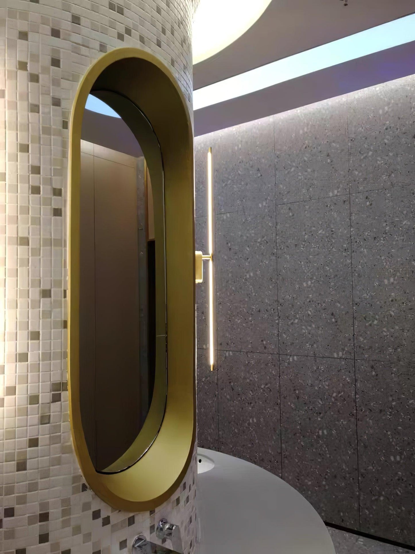 Slim LED Metal Wall Light Sconce