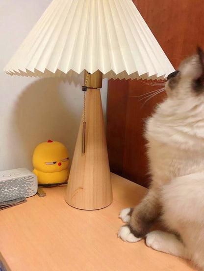 Vintage Chic Wooden Desk Lamp