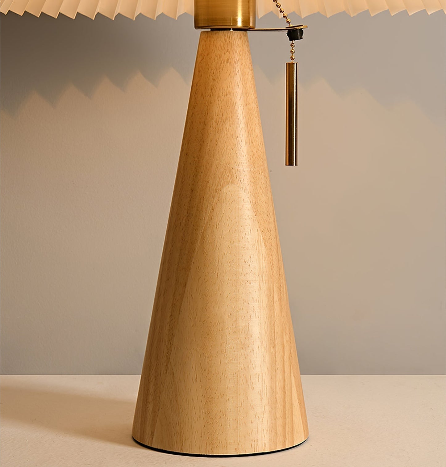 Vintage Chic Wooden Desk Lamp