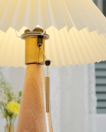 Vintage Chic Wooden Desk Lamp