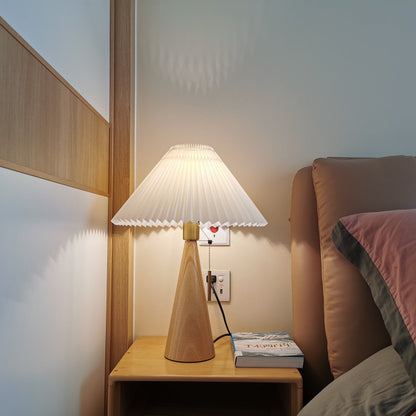 Vintage Chic Wooden Desk Lamp