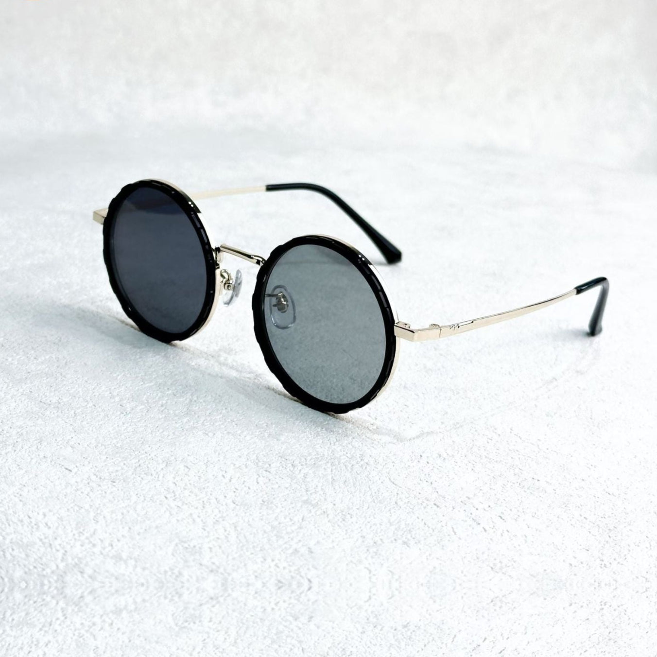 Classic Polarized Shades with Adjustable Lens
