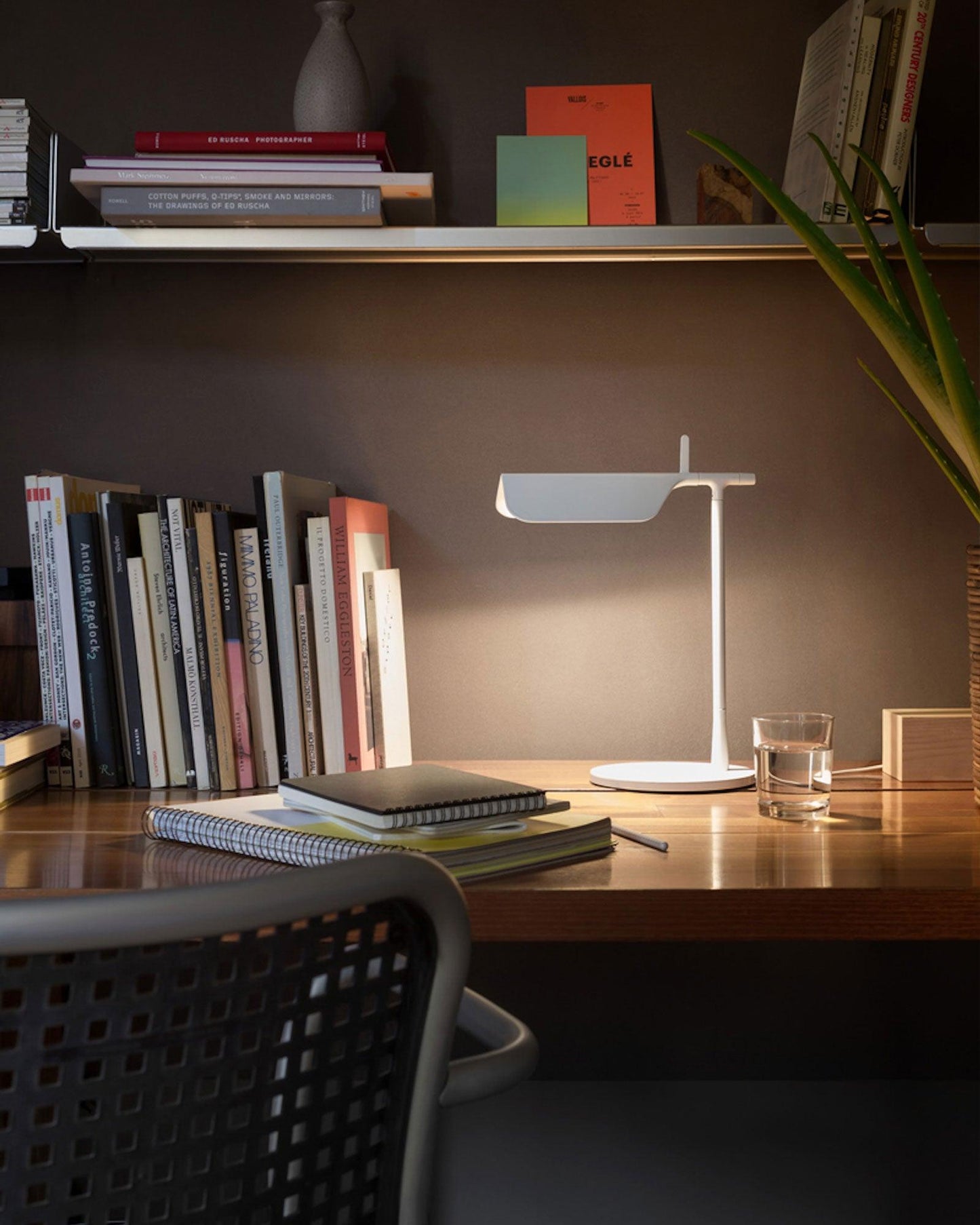 Compact LED Desk Light 10.4″