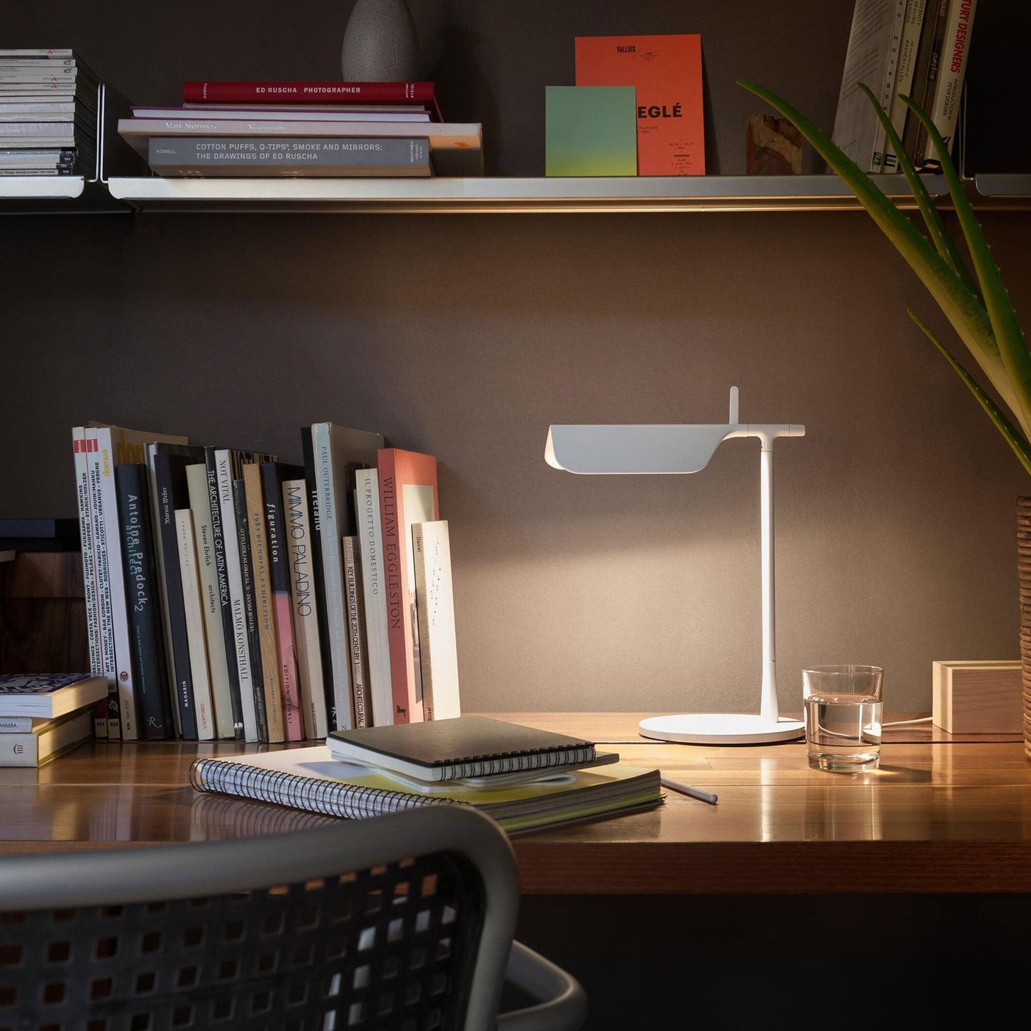 Compact LED Desk Light 10.4″