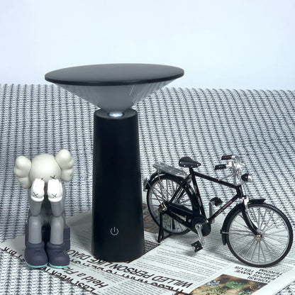 Compact Flexible Table Lamp