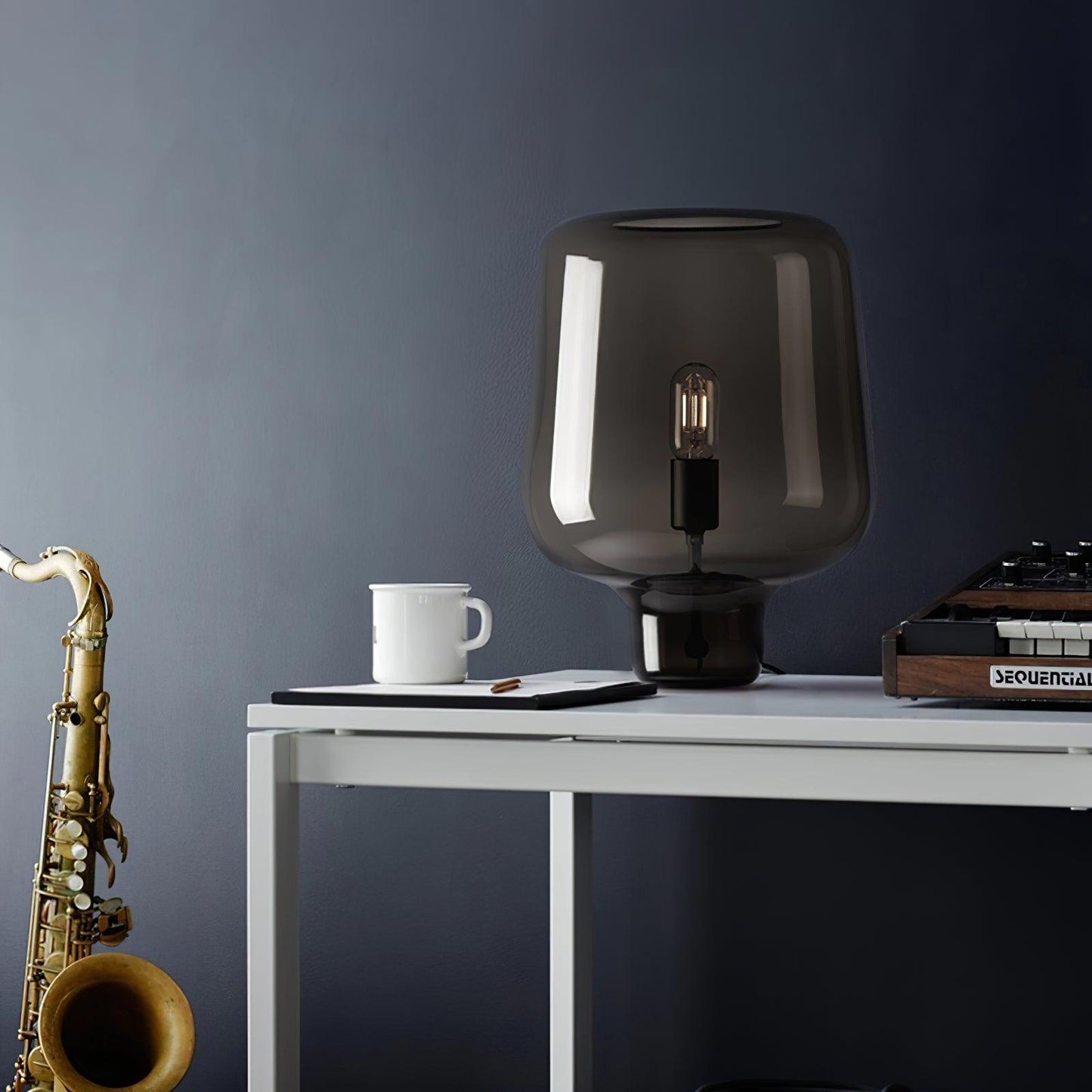 Classic Glass Desk Reading Lamp