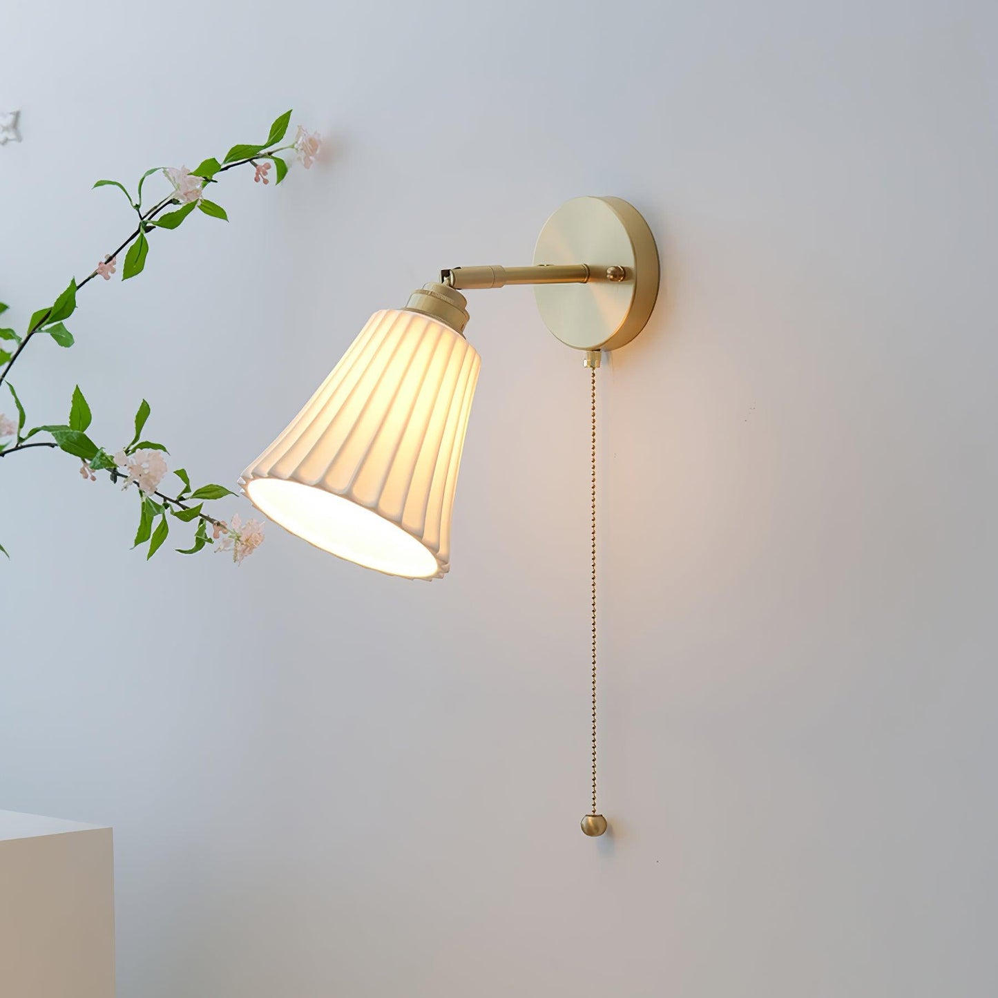 Classic White Wall Lamp - Cofik