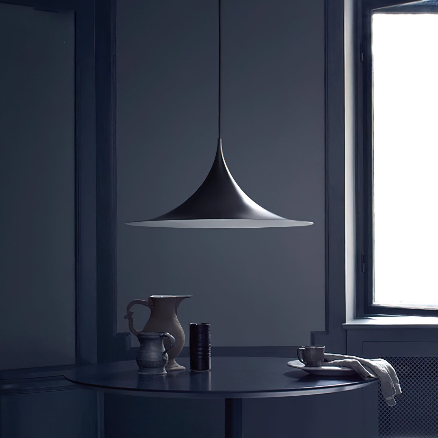 Sleek Metal Pendant Ceiling Light Fixture - Cofik