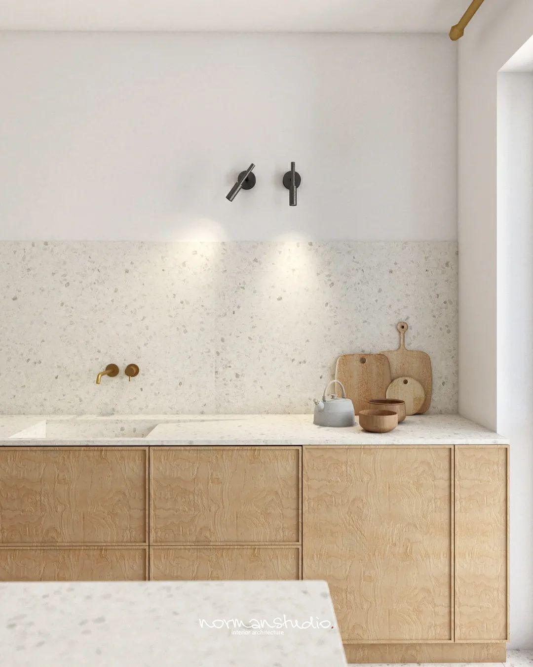 Slim Modern Wall Lamp