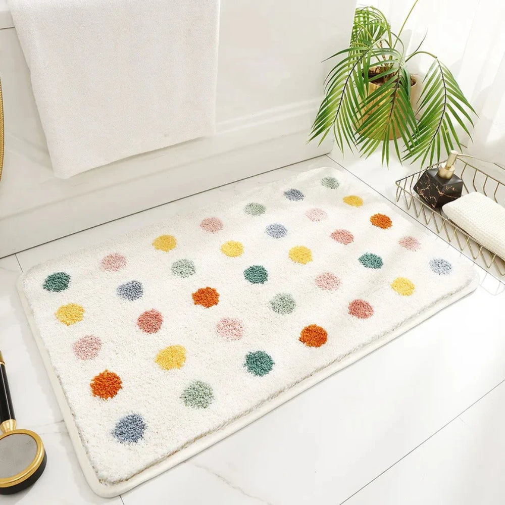 Soft Absorbent Bathroom Mat with Dots – Quick Dry Bath Rug