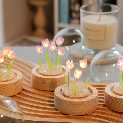 Beautiful Floral Desk Lamp – Soft Lighting