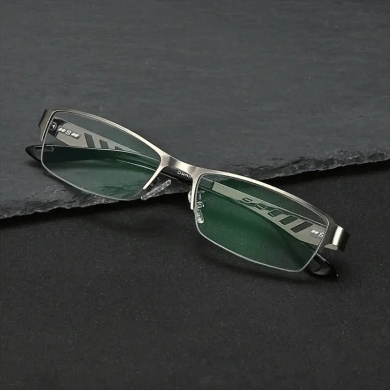 Cofik | Lightweight Progressive Auto Tint Readers