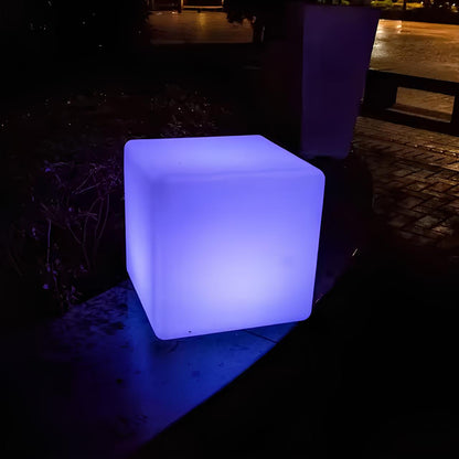 Modern Cubic Outdoor Lamp