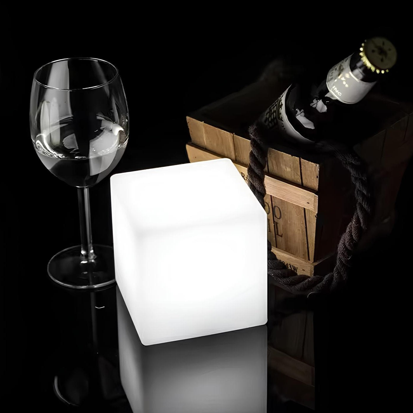 Modern Cubic Outdoor Lamp