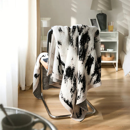Plush Grey and White Soft Throw Blanket