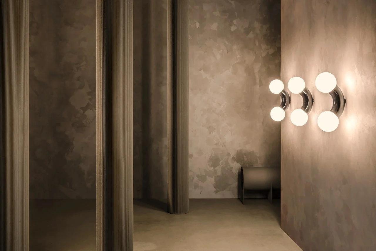 Elegant Mounted LED Wall Light