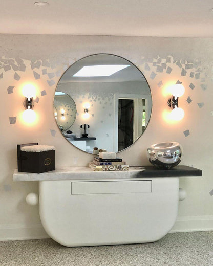 Elegant Mounted LED Wall Light