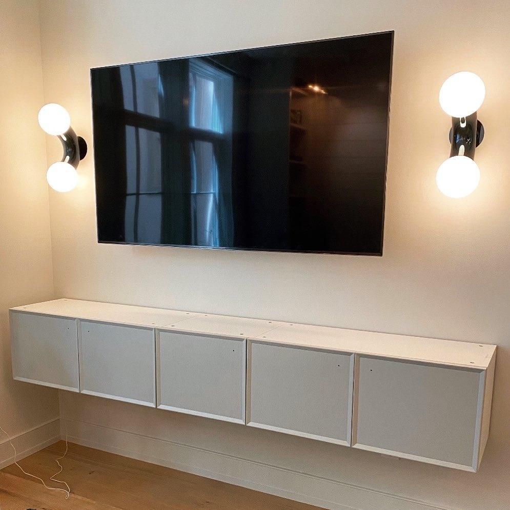 Elegant Mounted LED Wall Light