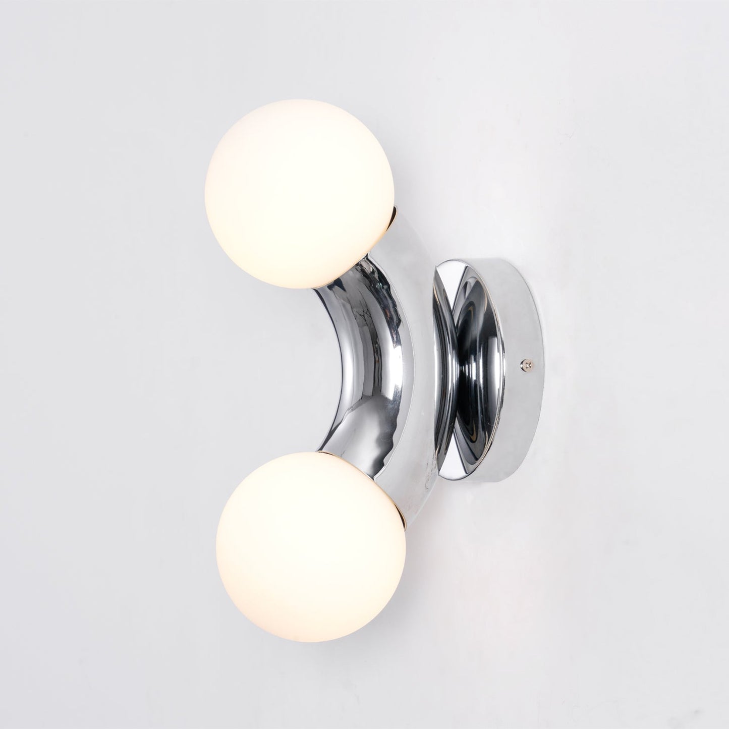 Elegant Mounted LED Wall Light