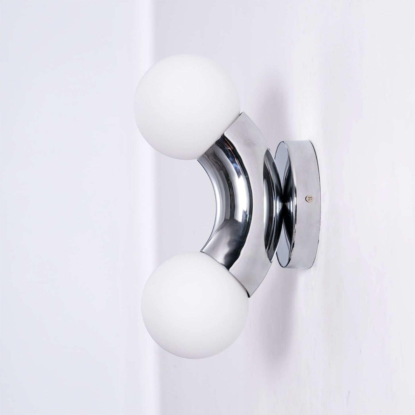 Elegant Mounted LED Wall Light - Cofik