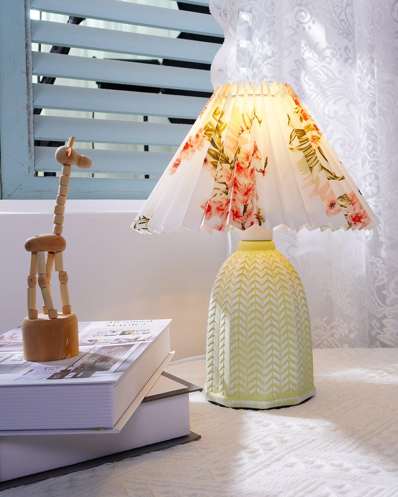 Classic Folded Office Table Lamp