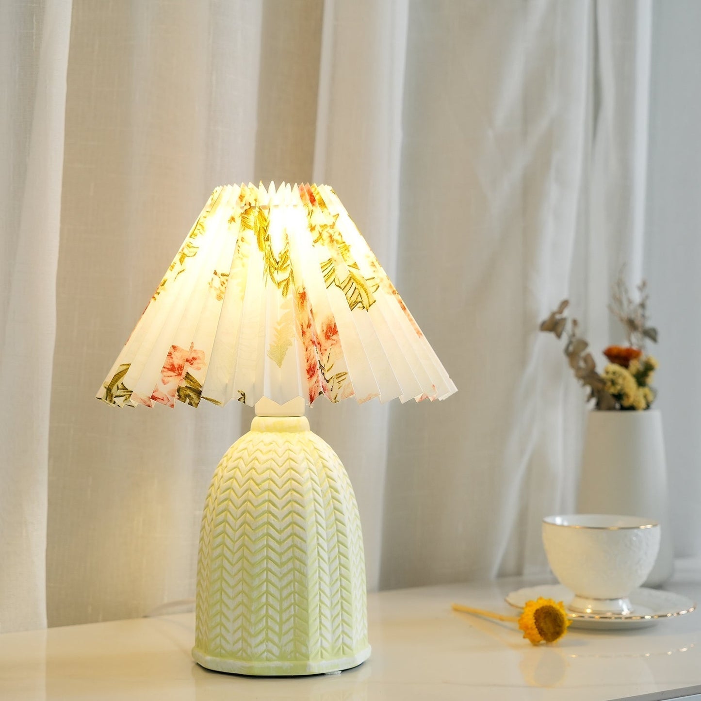Classic Folded Office Table Lamp