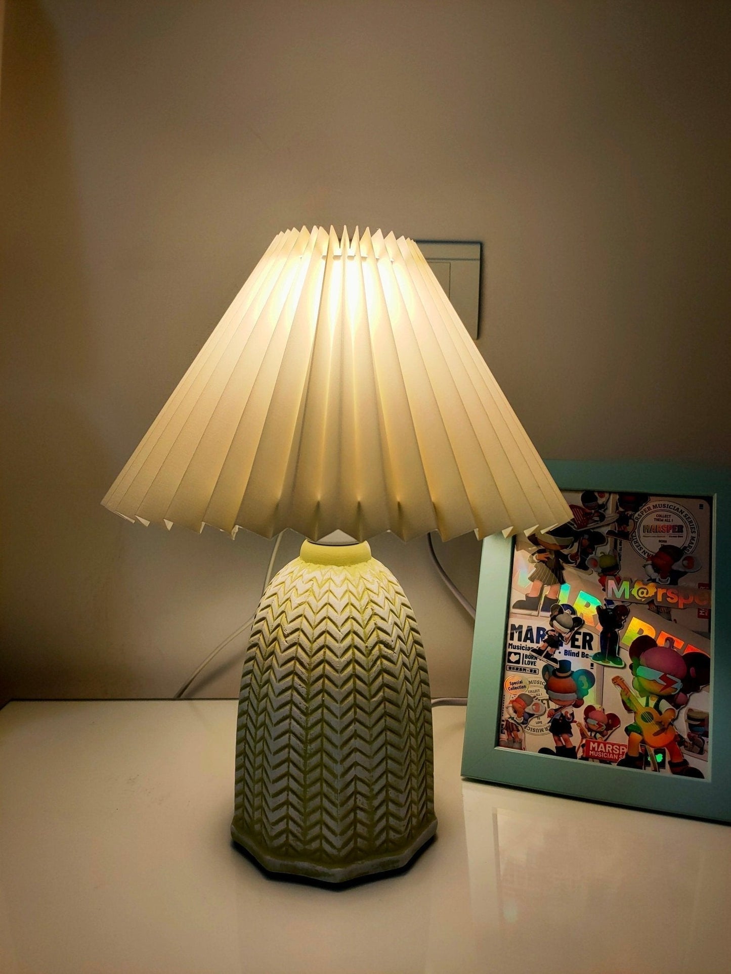 Classic Folded Office Table Lamp