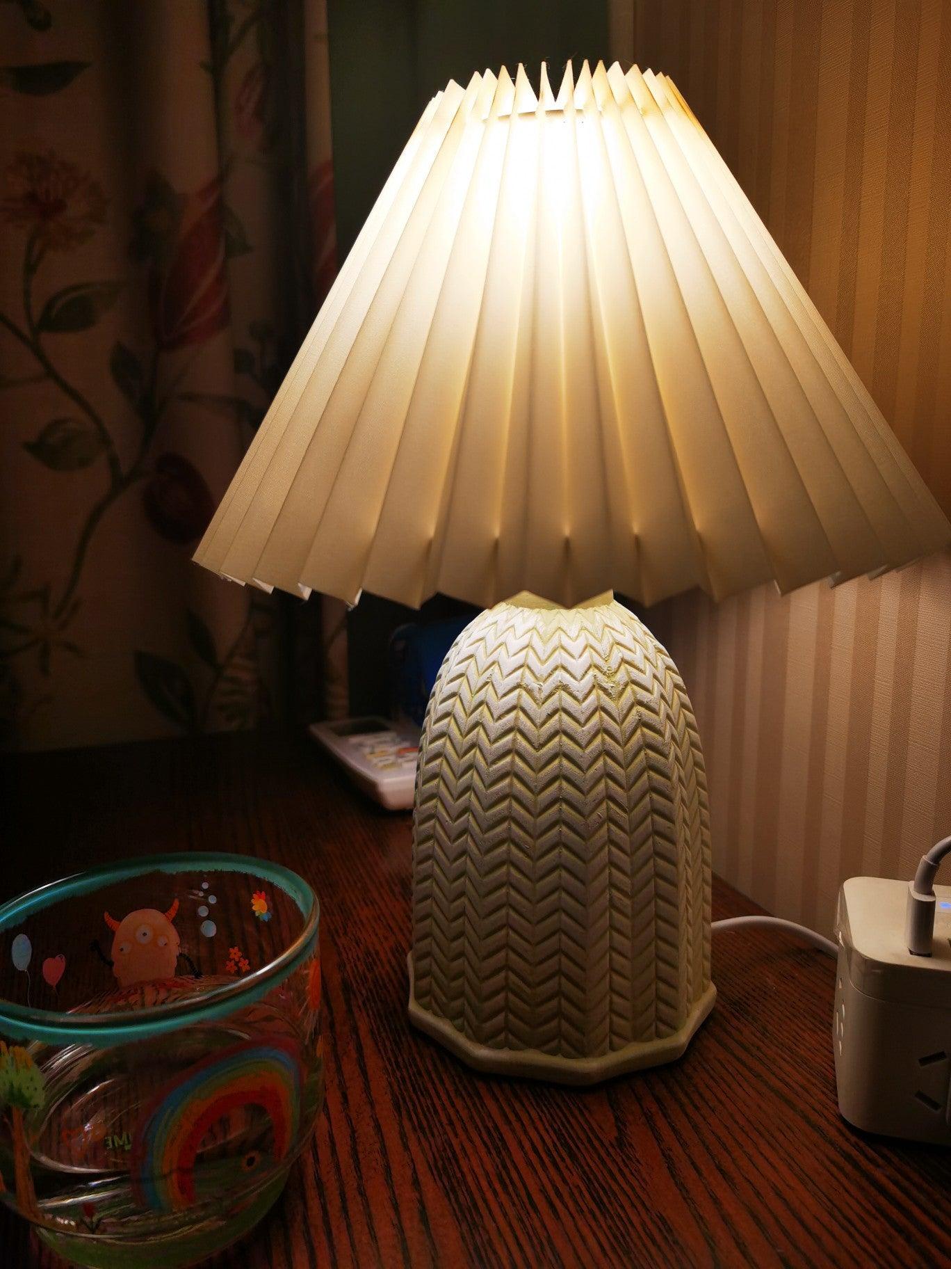 Classic Folded Office Table Lamp