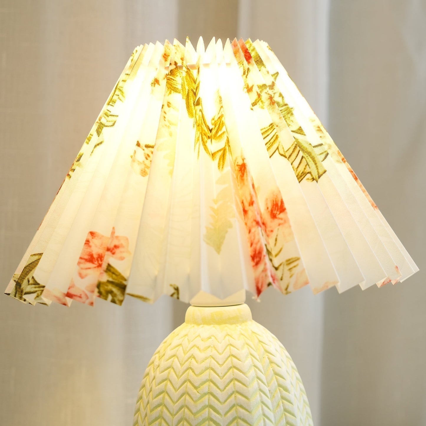 Classic Folded Office Table Lamp