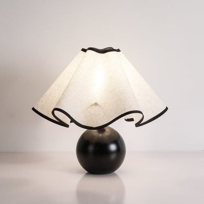 Simple Modern Bedside Table Lamp