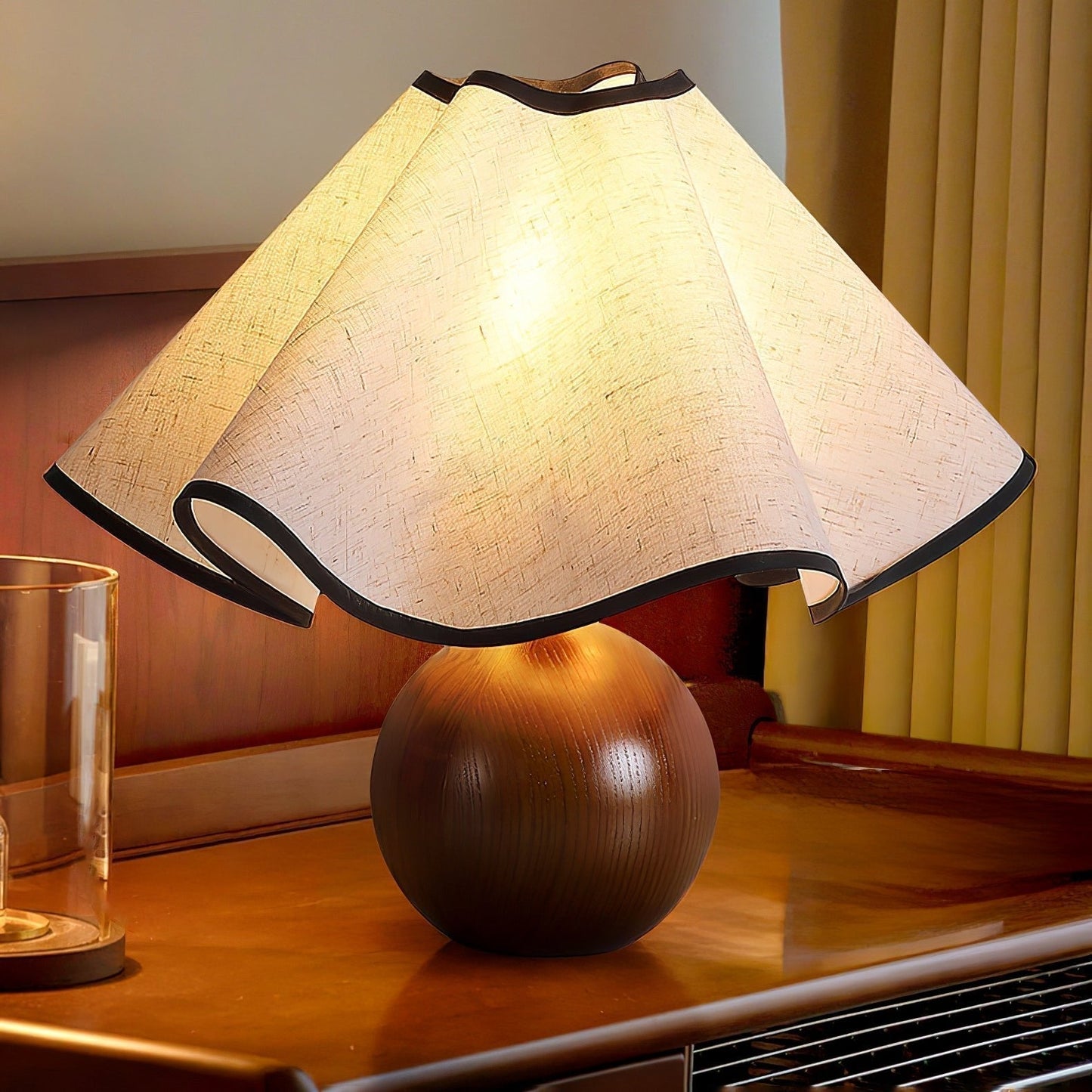 Simple Modern Bedside Table Lamp