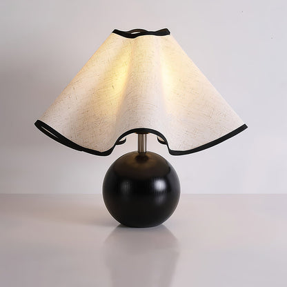 Simple Modern Bedside Table Lamp