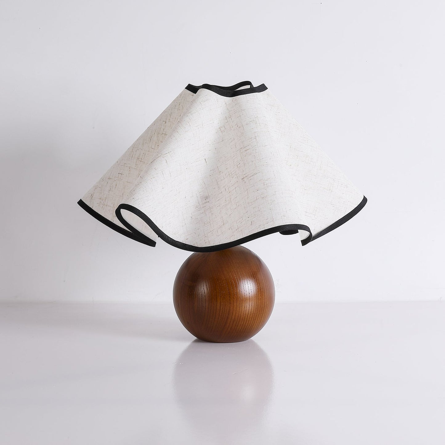 Simple Modern Bedside Table Lamp